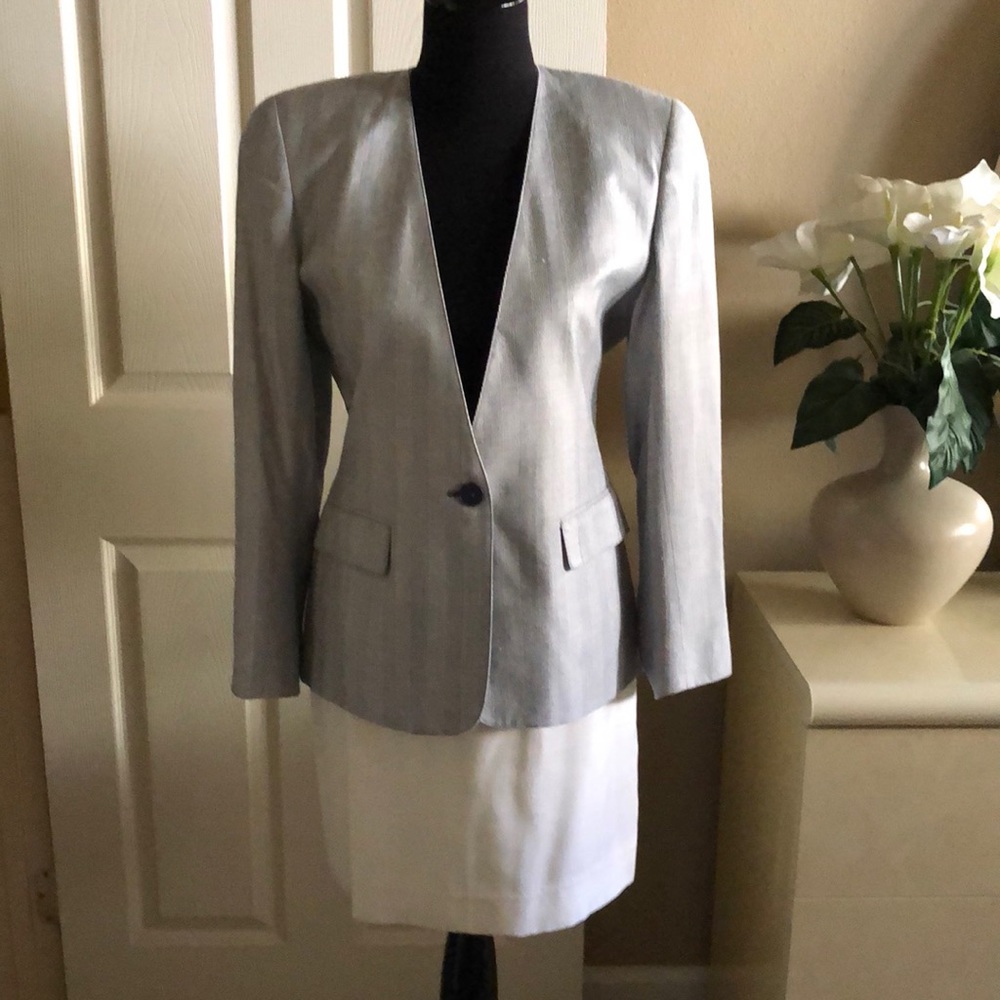 Navy blue and whit skirt suit